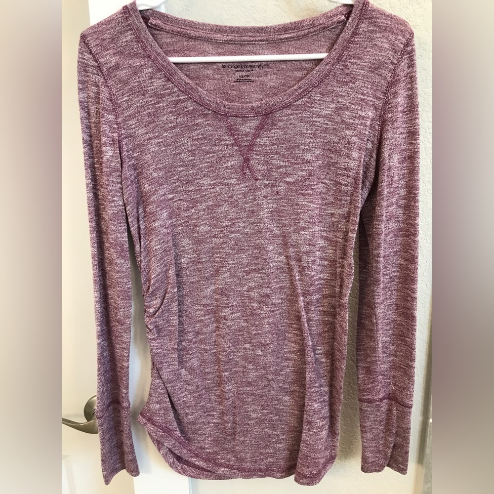 Maternity Top size:XS (fits like a small!)